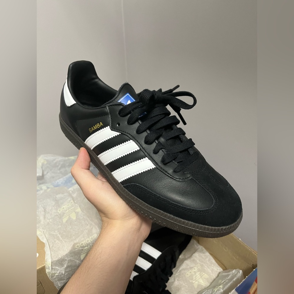 Adidas Samba OG black. Men size 8.
